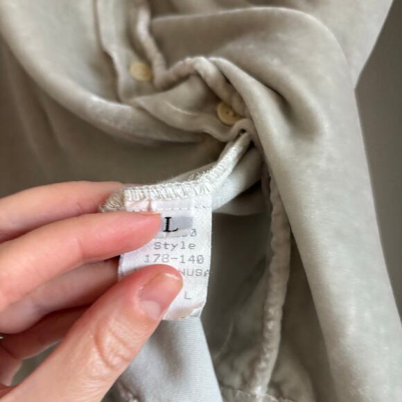 CP Shades Women’s Long Sleeve Button Up Blouse Top Sz L Gray Silk Blend - Picture 10 of 10